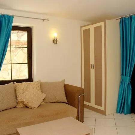 Курортный комплекс Costa Queen Suites 3*