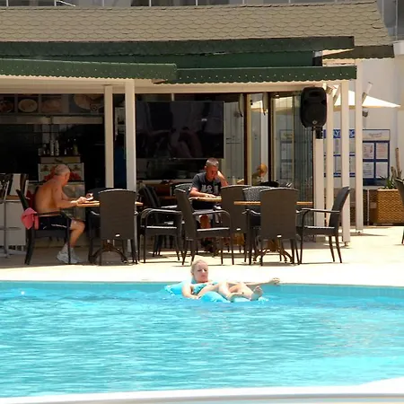 Курортный комплекс Costa Queen Suites 3*
