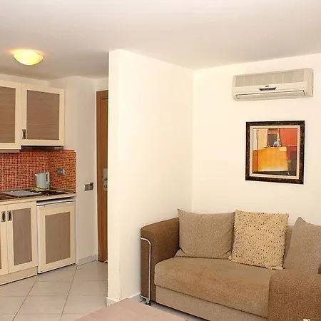 Курортный комплекс Costa Queen Suites 3*