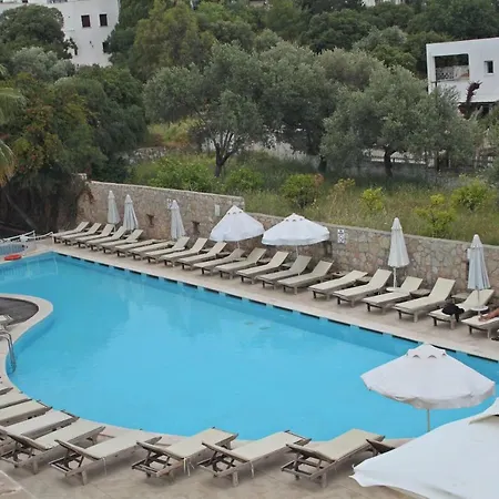 Costa Queen Suites Курортный комплекс 3*