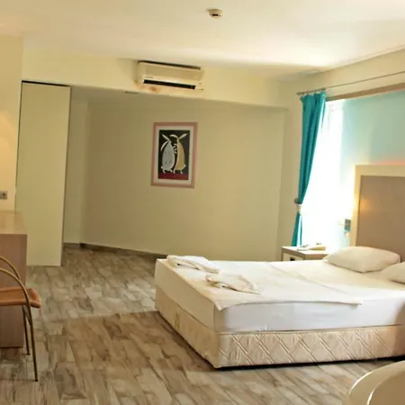 Курортный комплекс Costa Queen Suites 3*