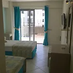 Semesteranläggning (resort) Costa Queen Suites Gümbet