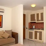 Costa Queen Suites Semesteranläggning (resort)