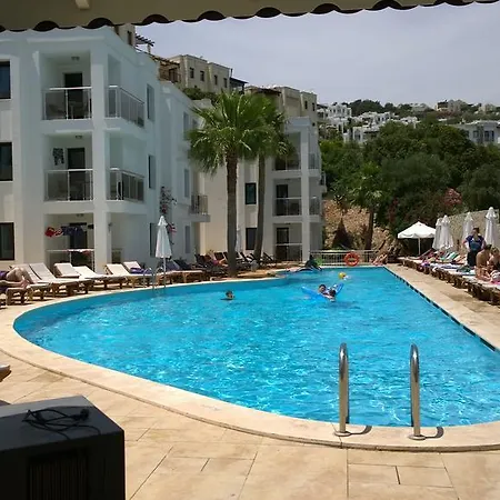 Semesteranläggning (resort) Costa Queen Suites 3*