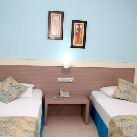 Costa Queen Suites