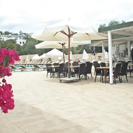 Costa Queen Suites 3* Gümbet