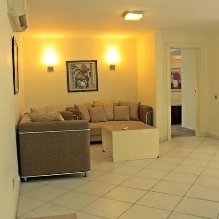 Costa Queen Suites